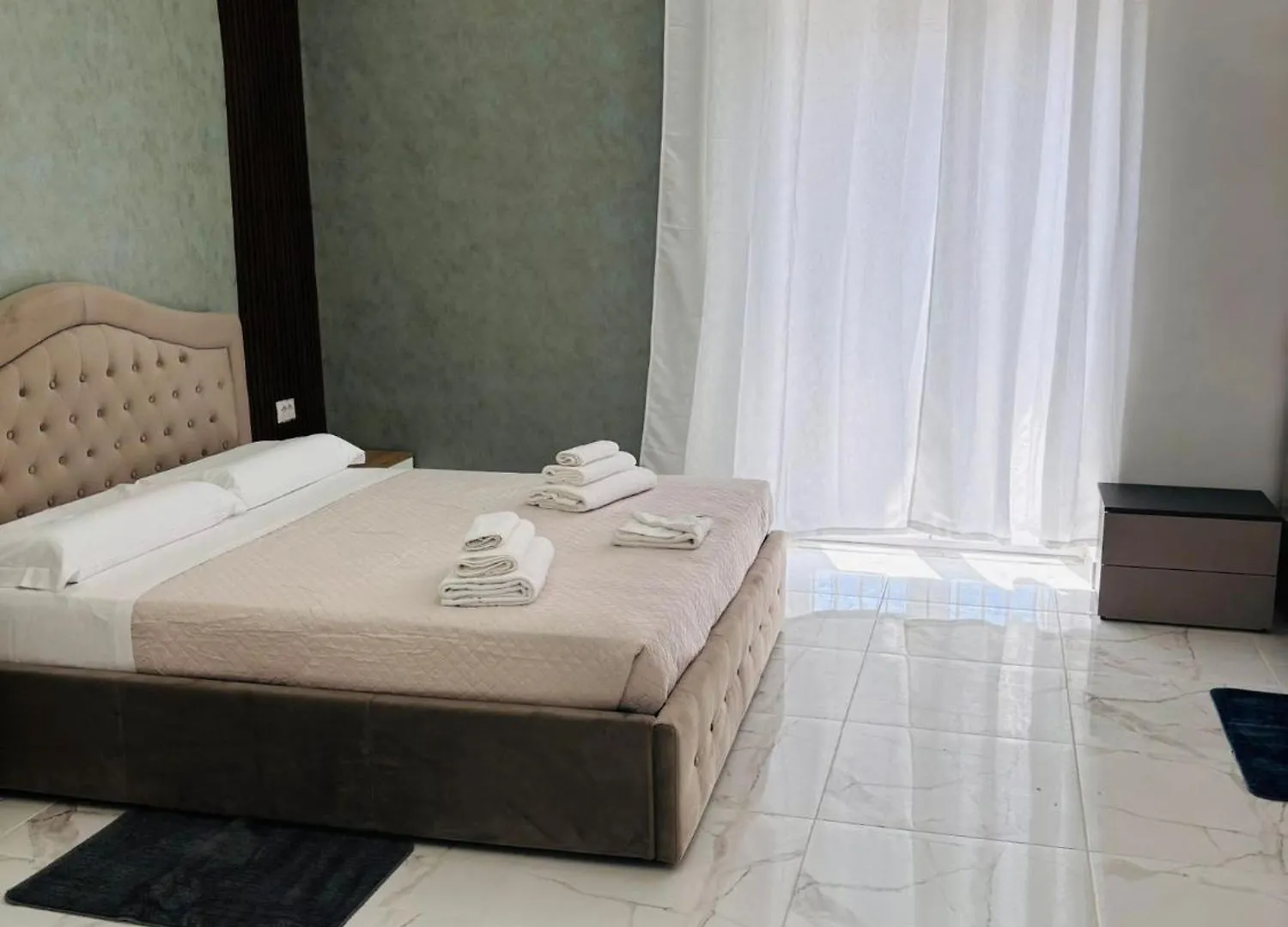 Dante Suite Bari Italia