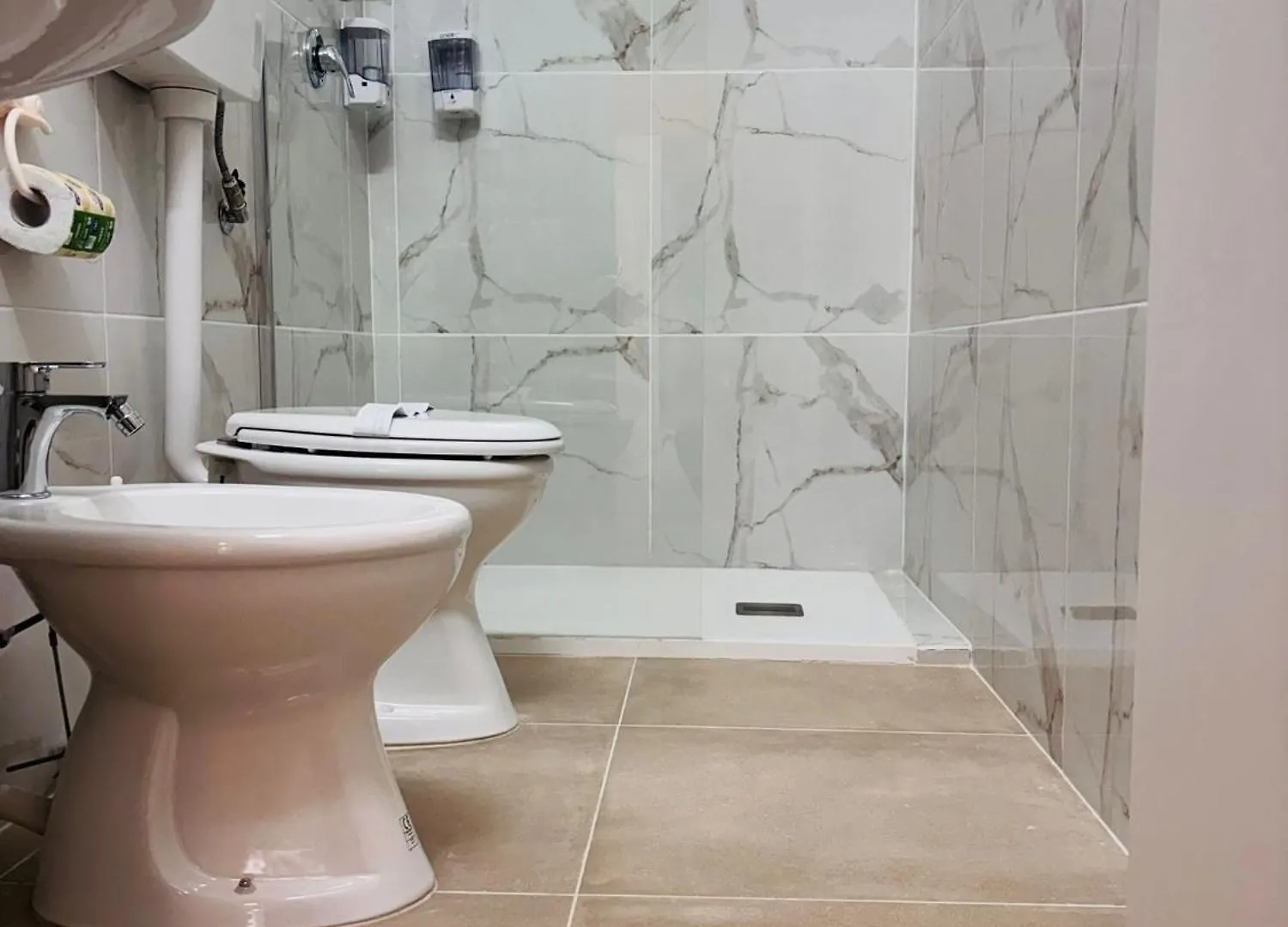 Apartament Dante Suite Bari Italia