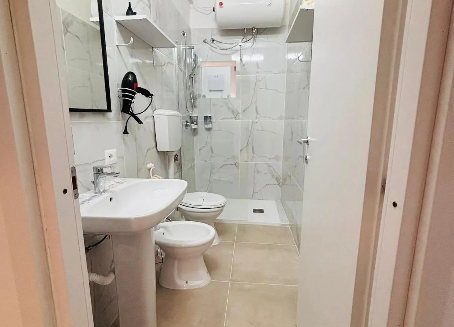 Apartament Dante Suite Bari